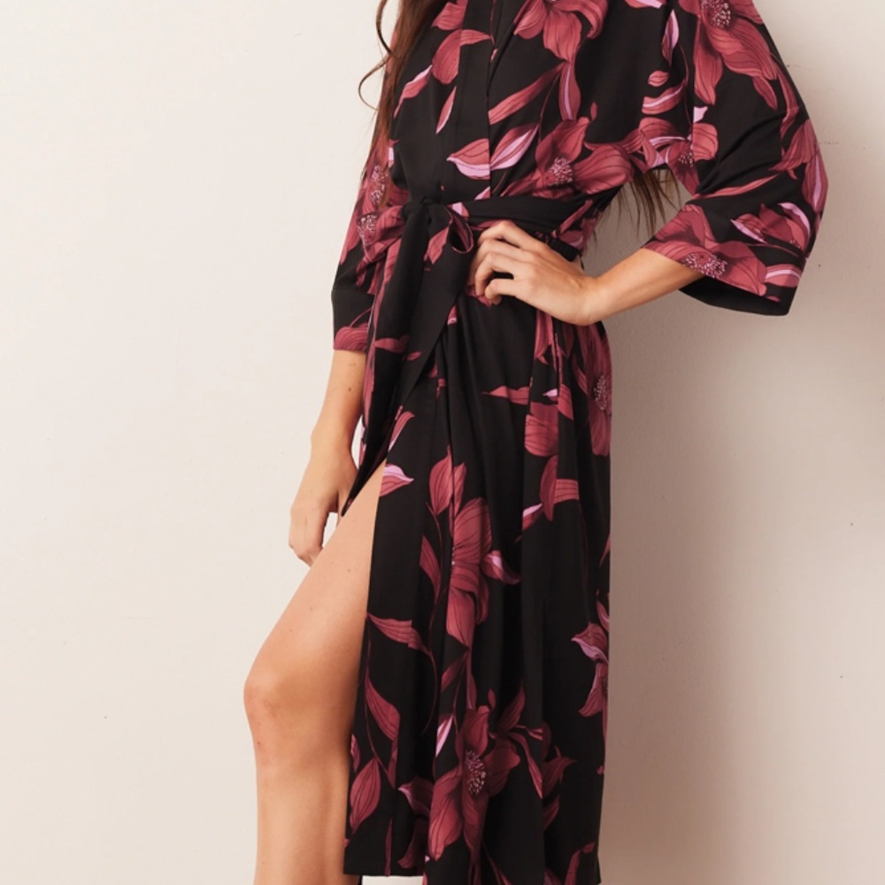 Vera Midi Robe - Picture 2 of 3